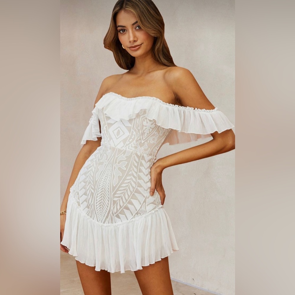 Beautiful selfie Leslie dress